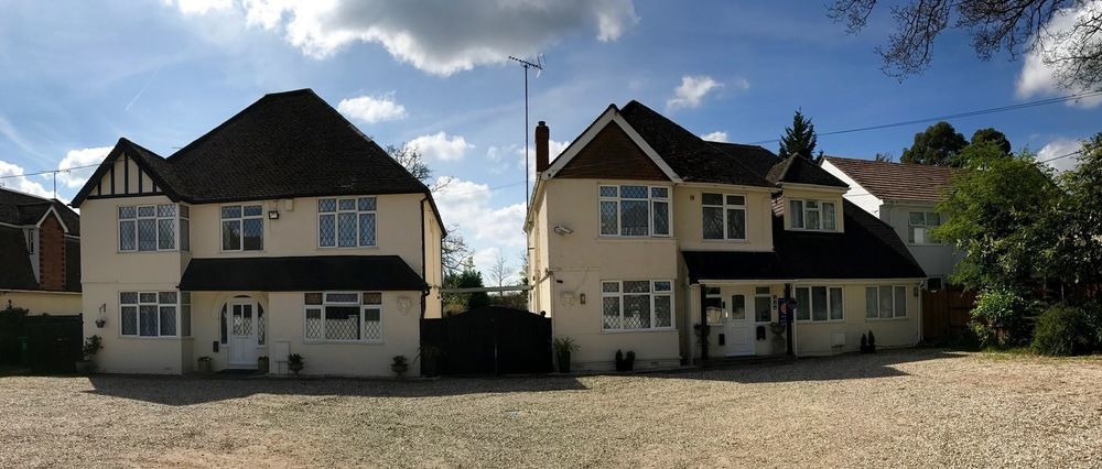 Elizabeth House Hotel Bracknell Exterior photo